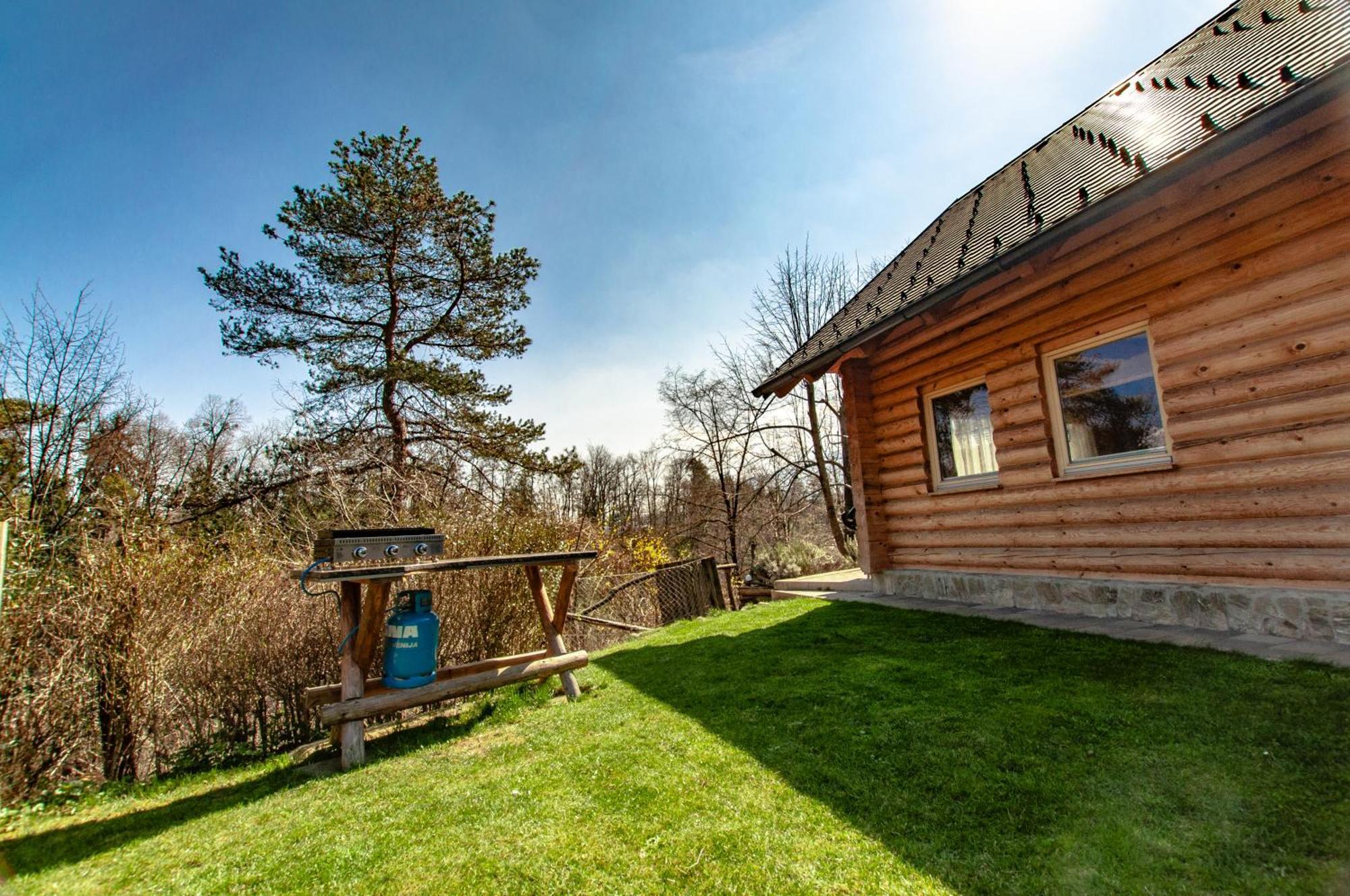 Log House Natura Radovljica Exterior foto